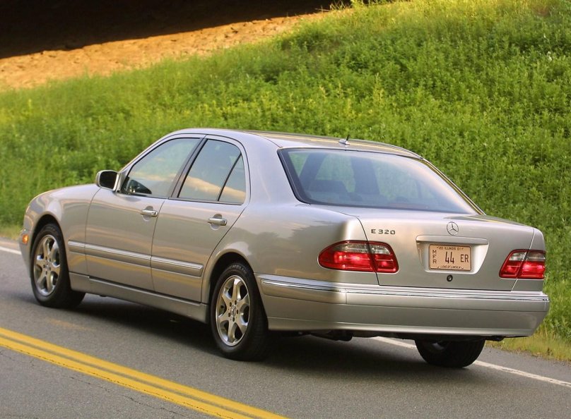Мерседес w210 e320
