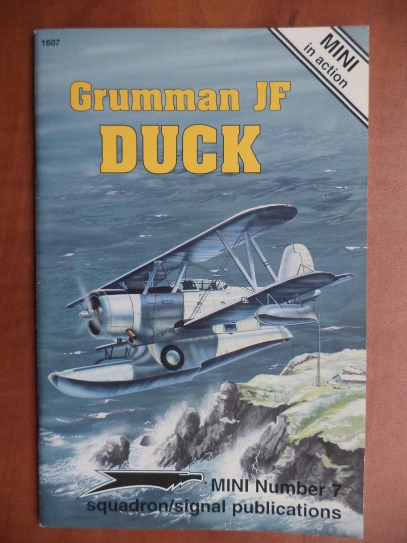 Книга самолёты