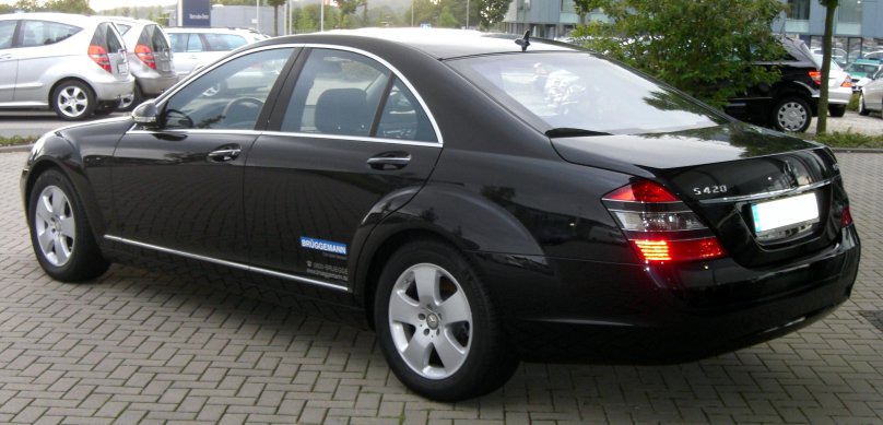 Мерседес Бенц s420