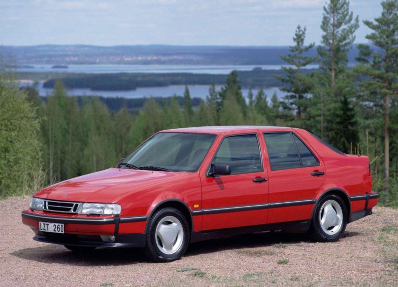 Saab 9000 CSE