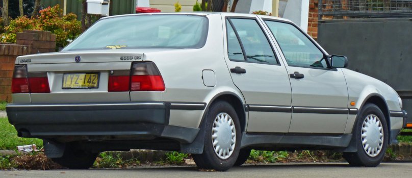 Saab 9000 седан