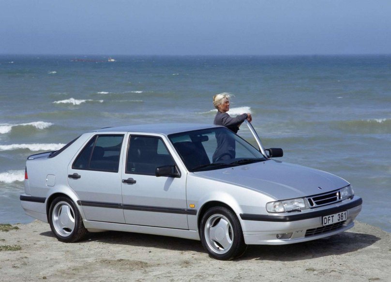 Saab 9000 Hatchback