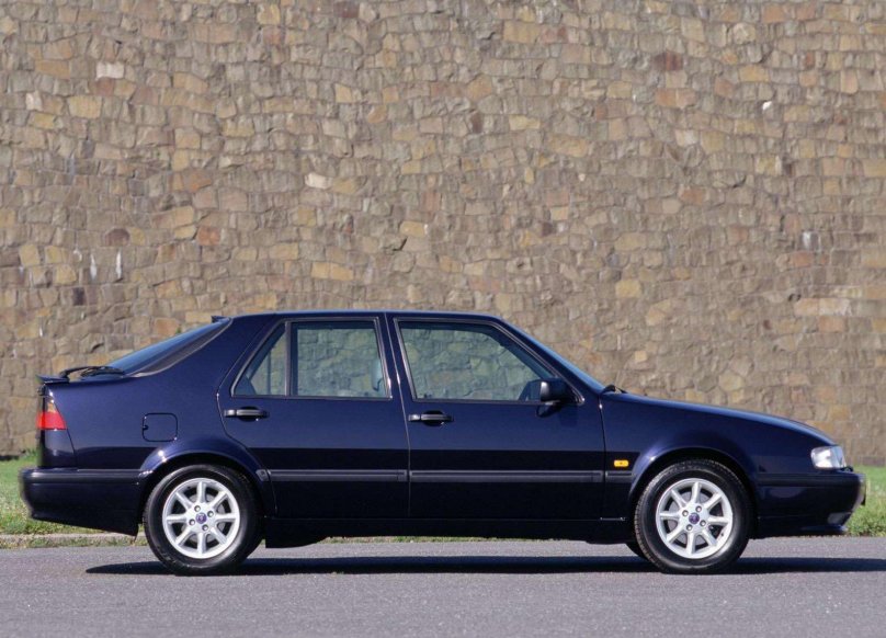 Saab 9000 CS