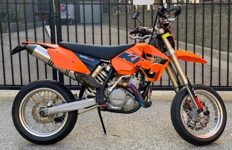 KTM 590