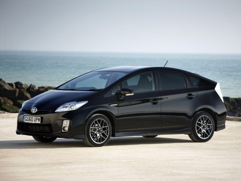 Тойота Приус 30 черный