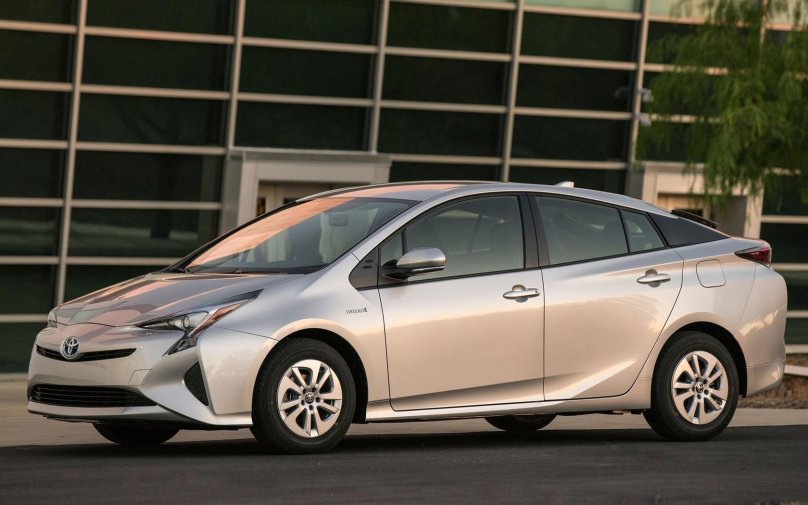 Toyota Prius Hybrid 2016