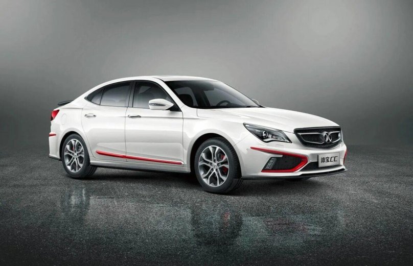 BAIC седан