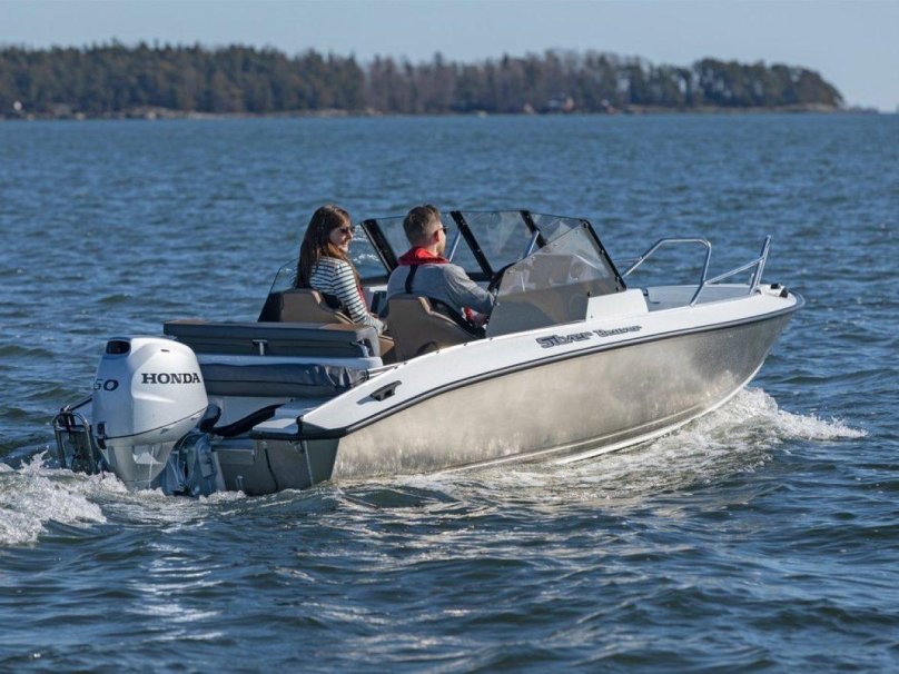 Лодка Сильвер Бобр