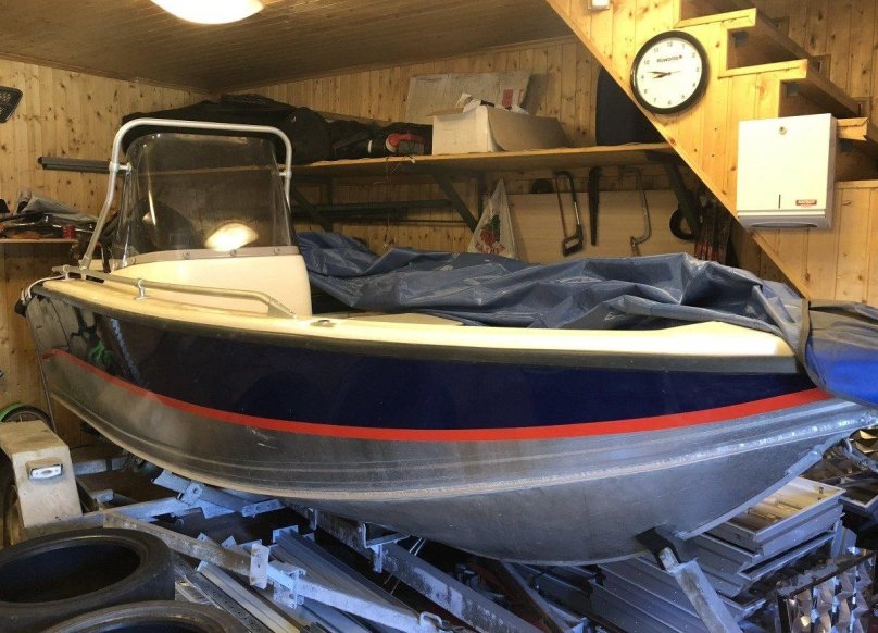 Лодка Silver Colibri 405