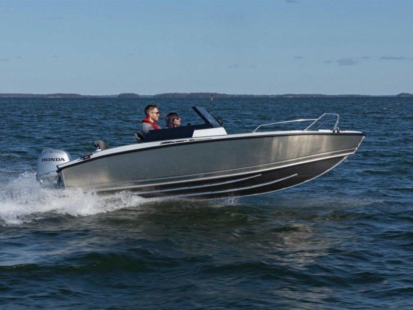 Катер Silver beaver