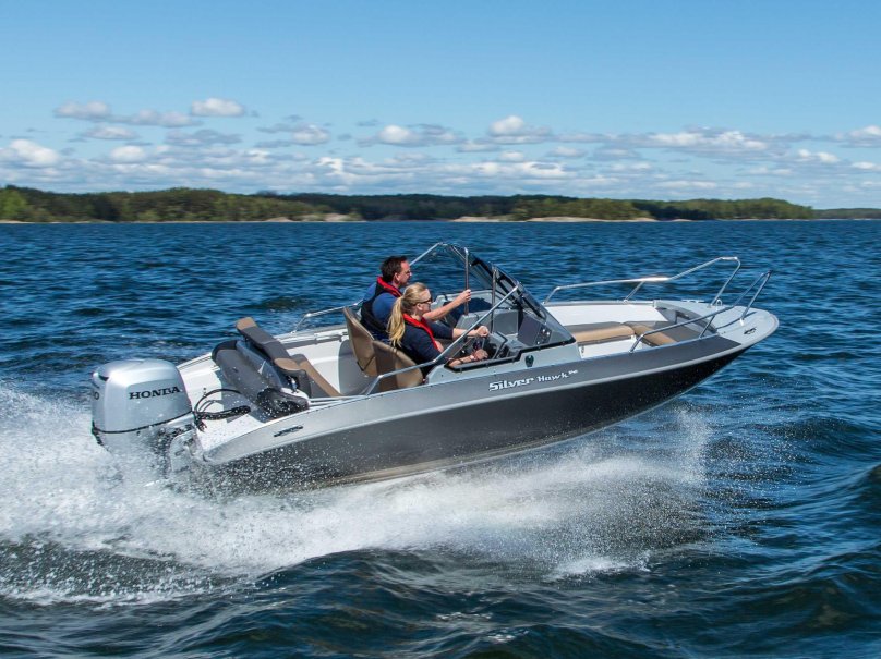 Катер Silver Hawk