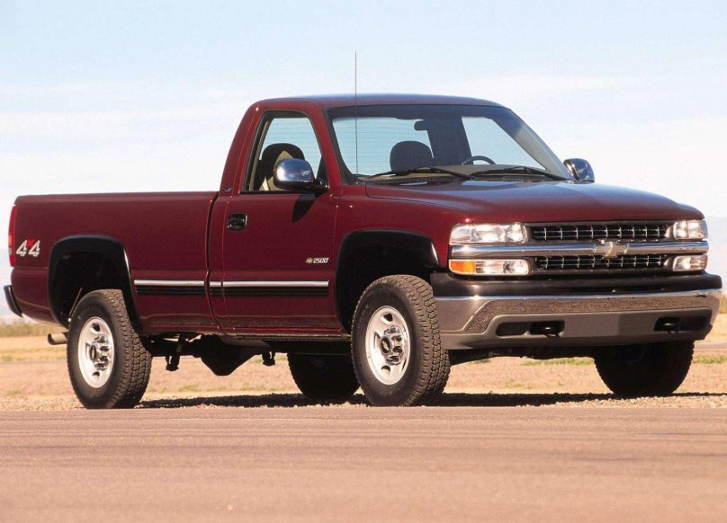 Шевроле Сильверадо 2500