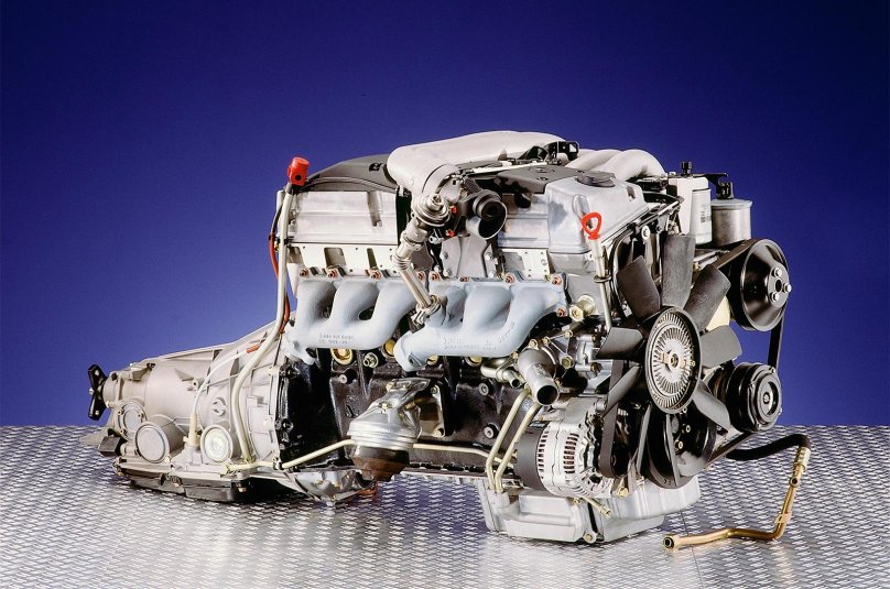 Мотор Mercedes om606