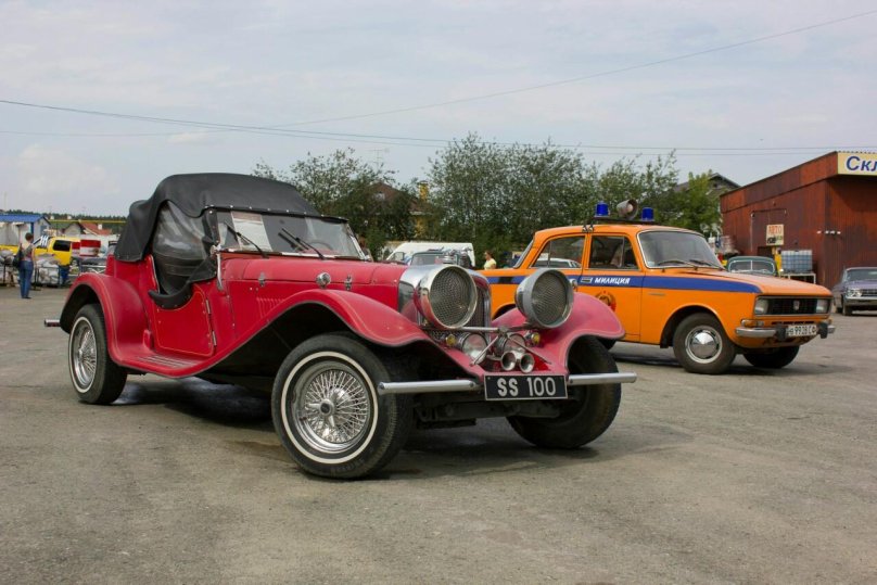 Музей ретро автомобилей Екатеринбург реактивная 81