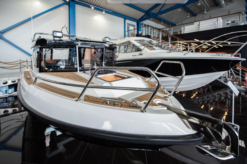 Катер NORTHSILVER Cabin 655