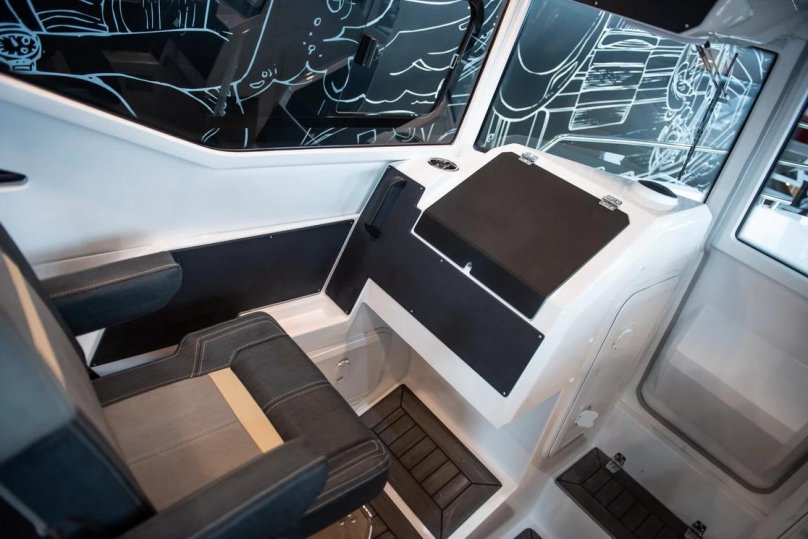 Катер NORTHSILVER Cabin 655