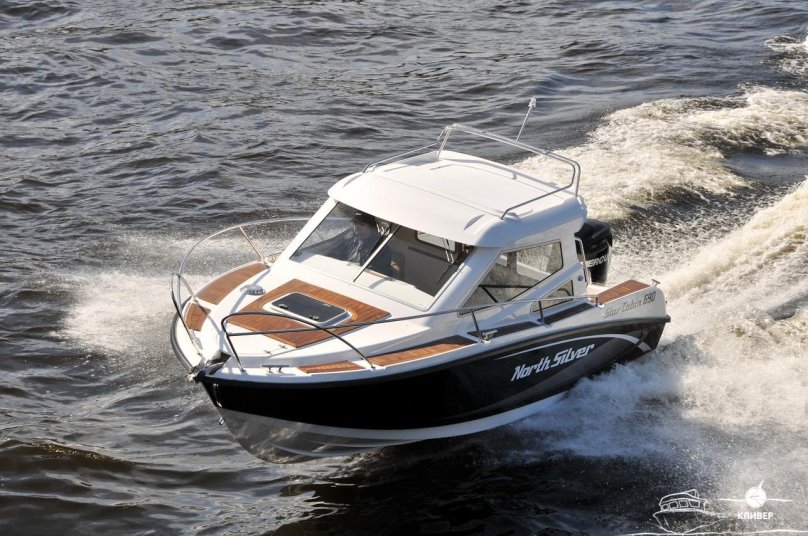 Катер Eagle Star Cabin 690