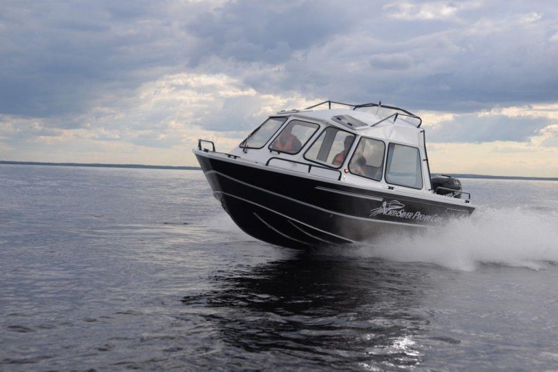 Катер NORTHSILVER Pro 695 Cabin