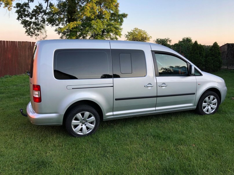 Фольксваген Кадди макси