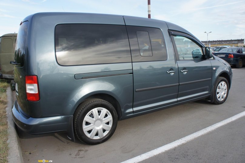 VW Caddy Maxi 2011