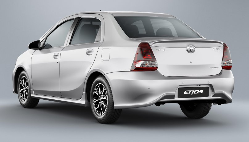Toyota etios 2020