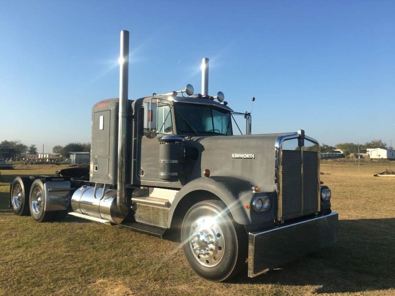 1980 Kenworth w900a