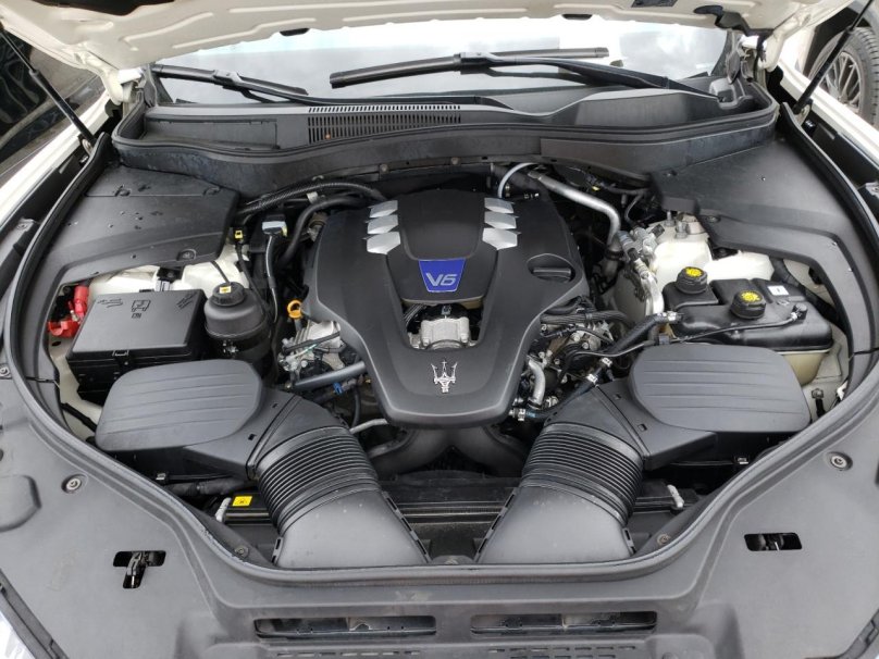 Maserati Levante мотор