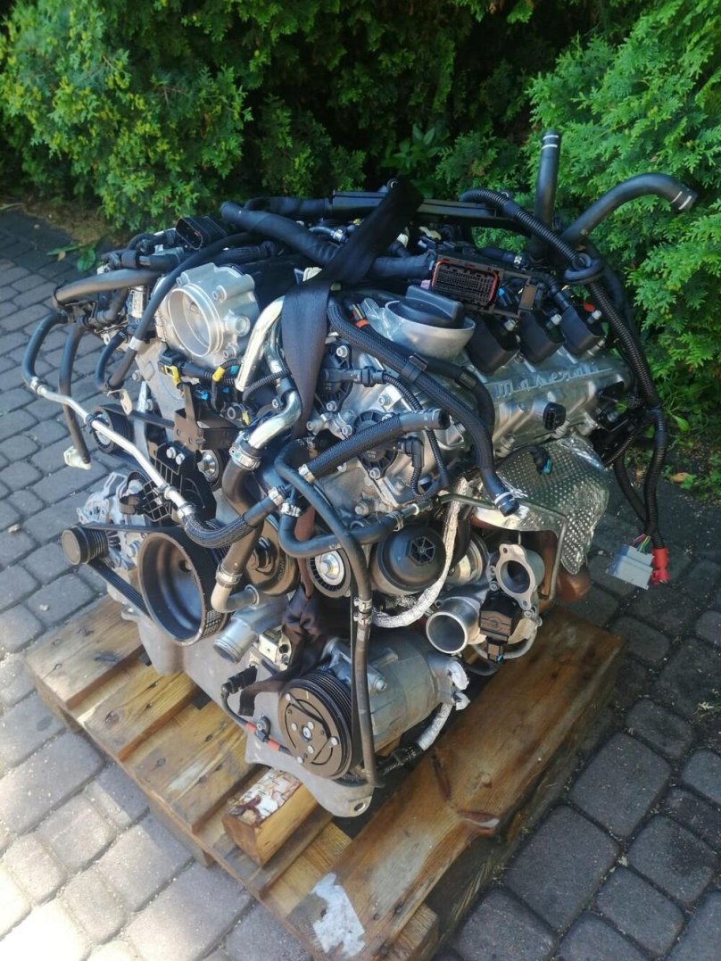M156d двигатель Maserati