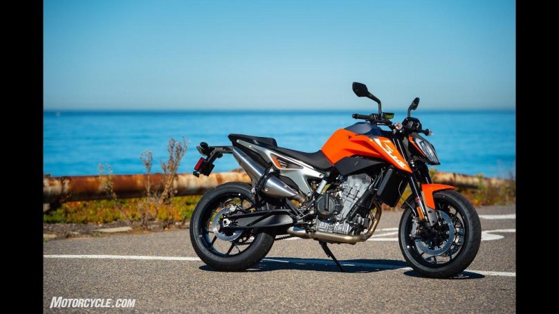 KTM Duke 790