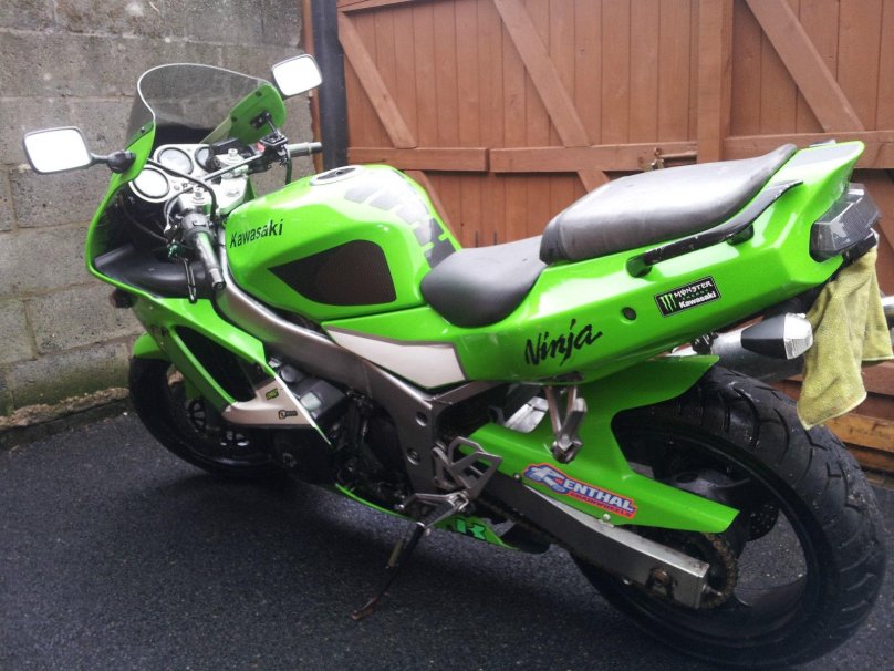 Kawasaki zx600