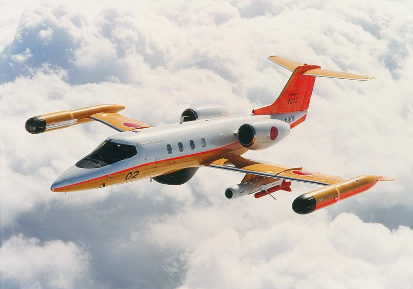 Самолет Learjet 35