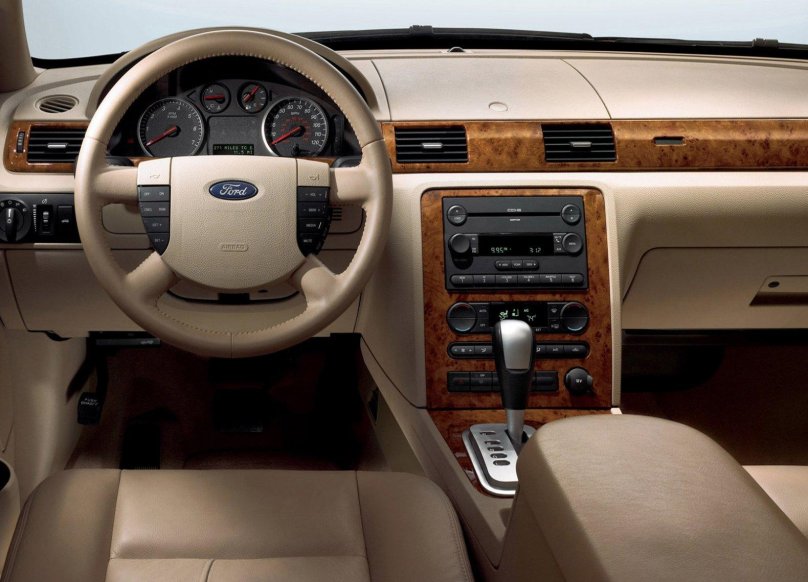 Ford 2004 авто Fivehundred