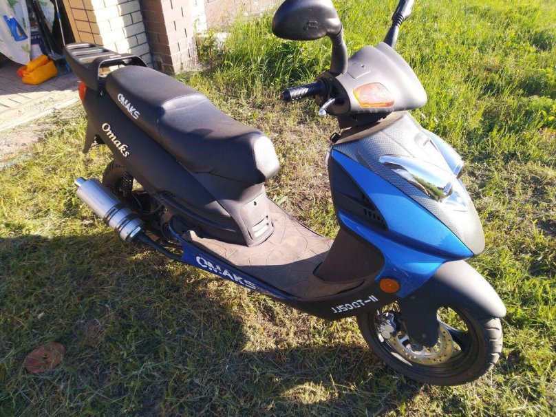 Скутер Omaks 50 кубов