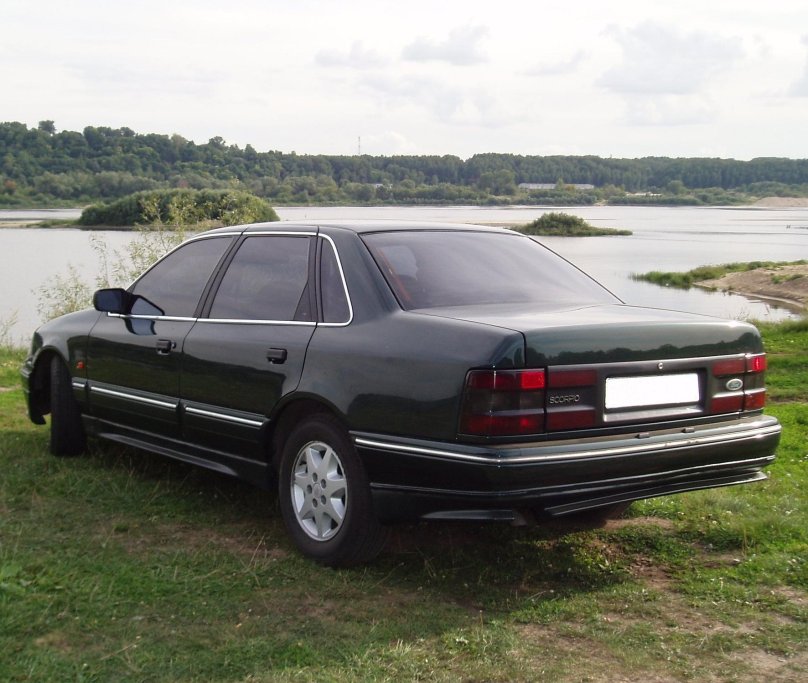 Ford Scorpio 1