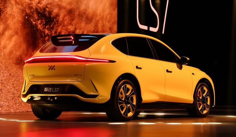 Китайский электрический кроссовер