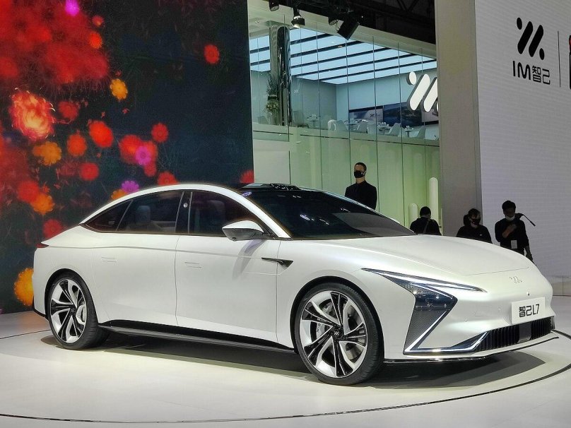 2022 SAIC Zhiji l7 ev