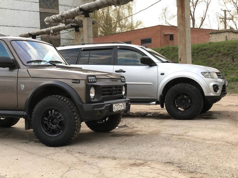 Lada 4x4 Bronto кориандр (790)