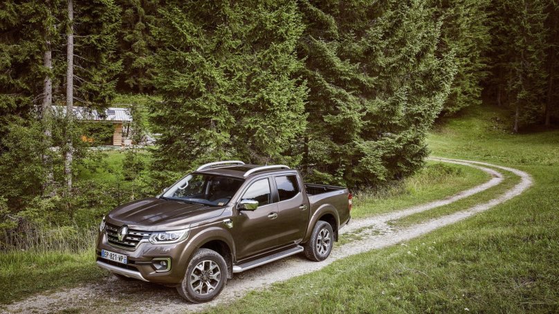 Автомобили Renault Alaskan