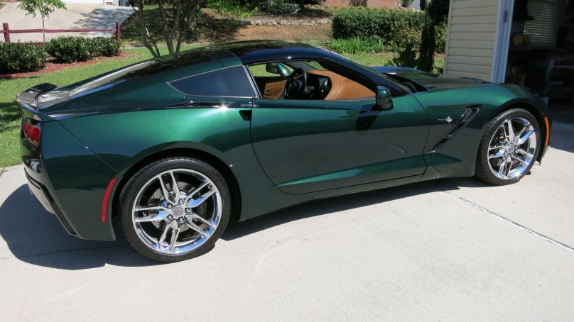 Chevrolet Corvette c7 Stingray Green