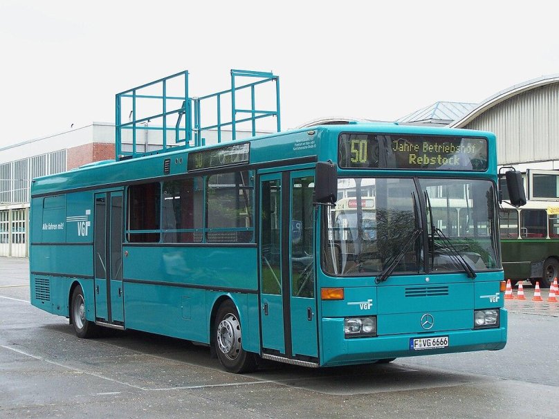 Мерседес Бенц о405