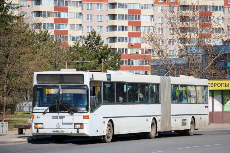 Автобус Мерседес