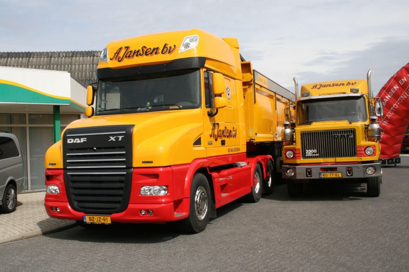 DAF XT 105