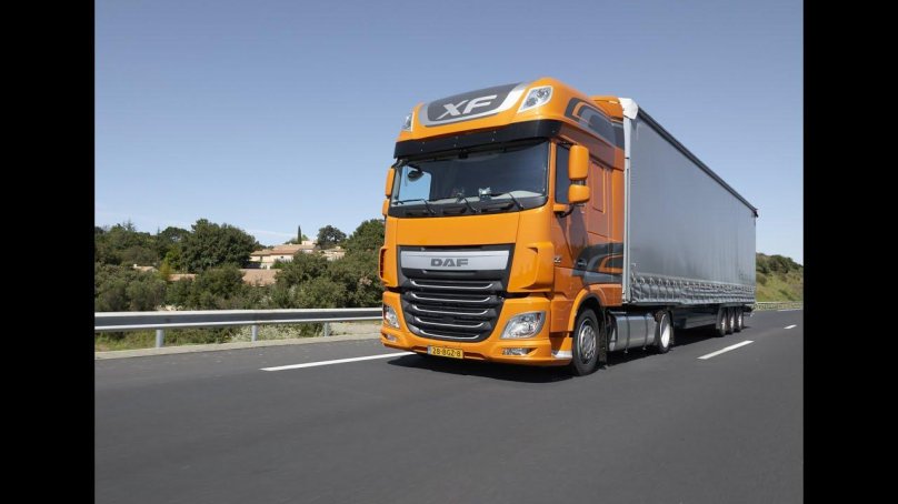 DAF фура xf105 оранжевый