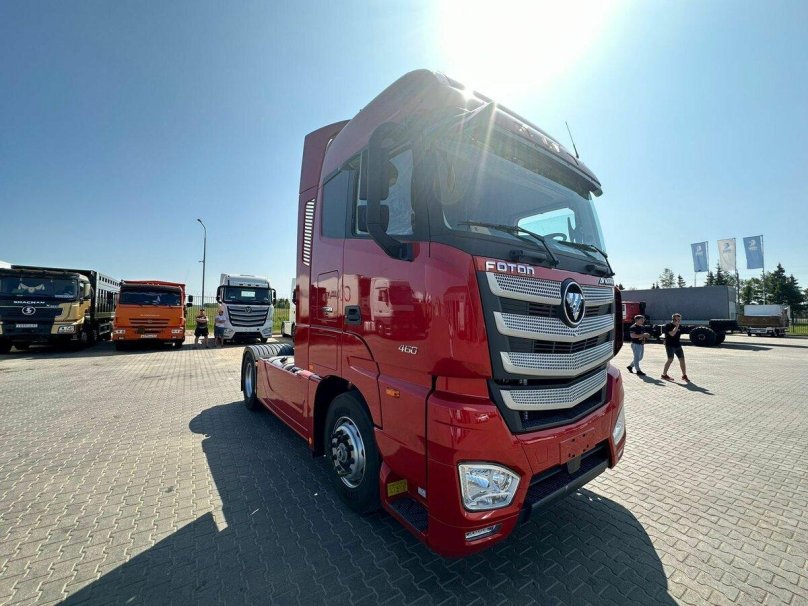 Foton Auman est a 1846 красная