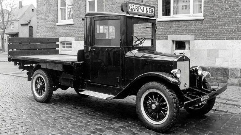 Первый грузовик Вольво