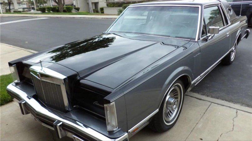 1983 Lincoln Continental Mark vi