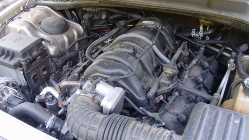 Крайслер 300с мотор