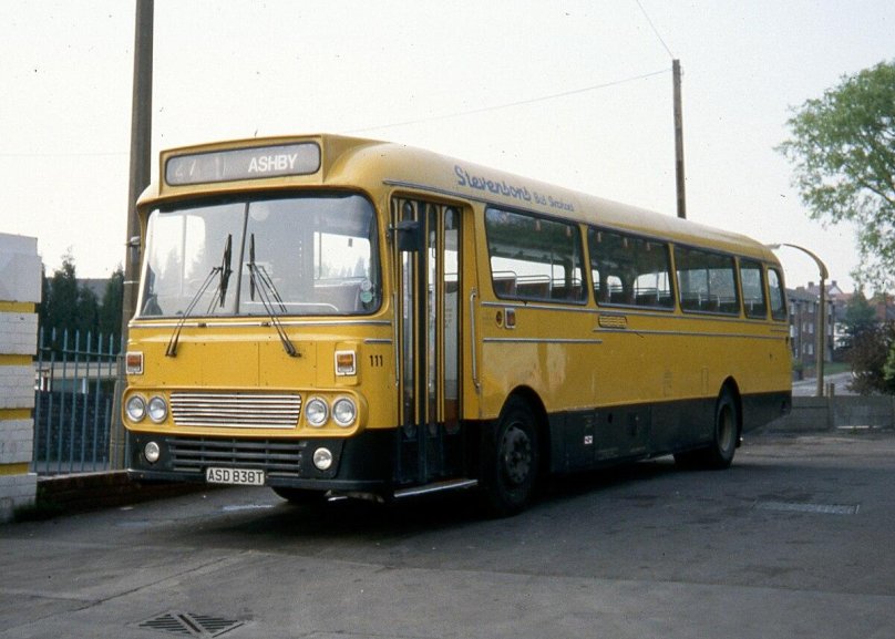 Древний автобус