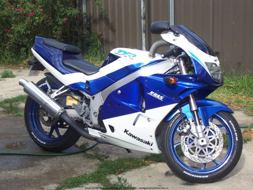 Кавасаки ZX 250r