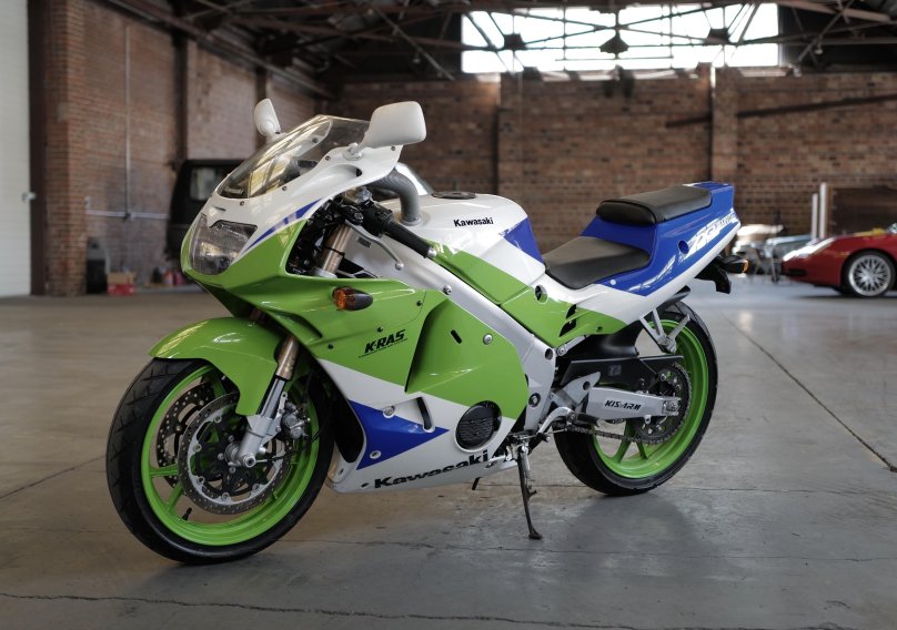Кавасаки ZX 250r